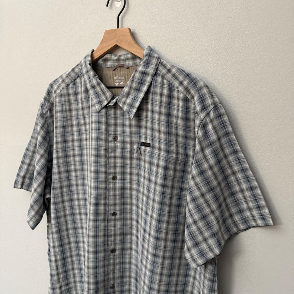 Men's XL Columbia Blue Plaid Short Sleeve Button Down Shirt Modal Outdoors